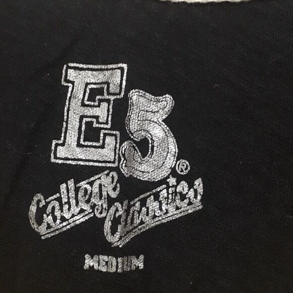 Iowa Hawkeyes size M short sleeve shirt. - Picture 3 of 5